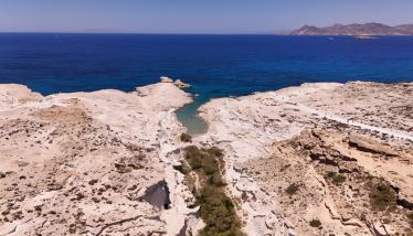 Τόφφοι και περλίτες Τράχυλα