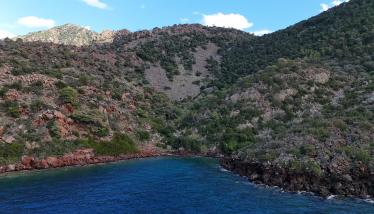 Ανδεσιτικές σκωρίες και υδροηφαιστειακή τέφρα