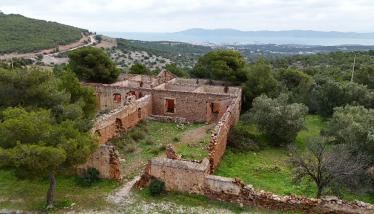 Ερείπια οικισμού μεταλλωρύχων «Σούρεζα»