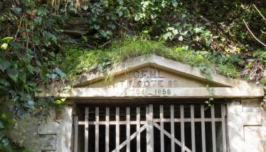 Σύγχρονη μεταλλευτική στοά («στοά 80»)