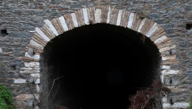 Σιδηροδρομική σήραγγα Καμάριζας